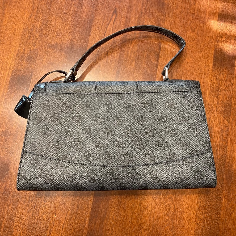 Guess Purse Bag - Picture 2 of 8